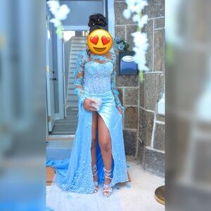 Blue Ruched Sweetheart Prom Gown